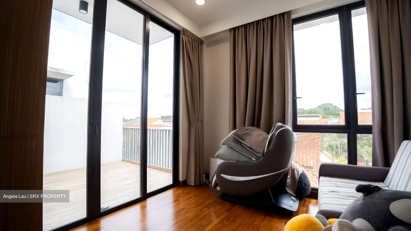 Alana (D28), Terrace #528686131
